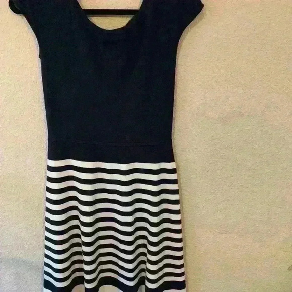 Boden navy blue and white stripe sweater dress, size 8 - Picture 5 of 7